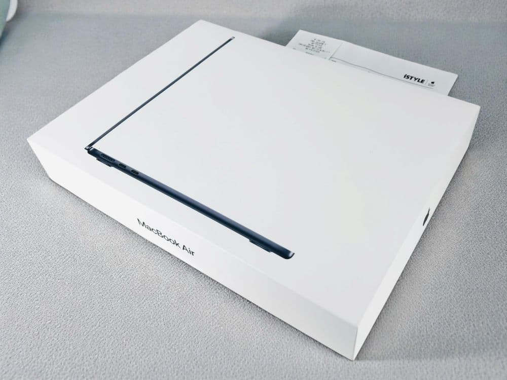 НОВ! Apple MacBook Air 13" M5 16RAM 512SSD Midnight Гаранция!