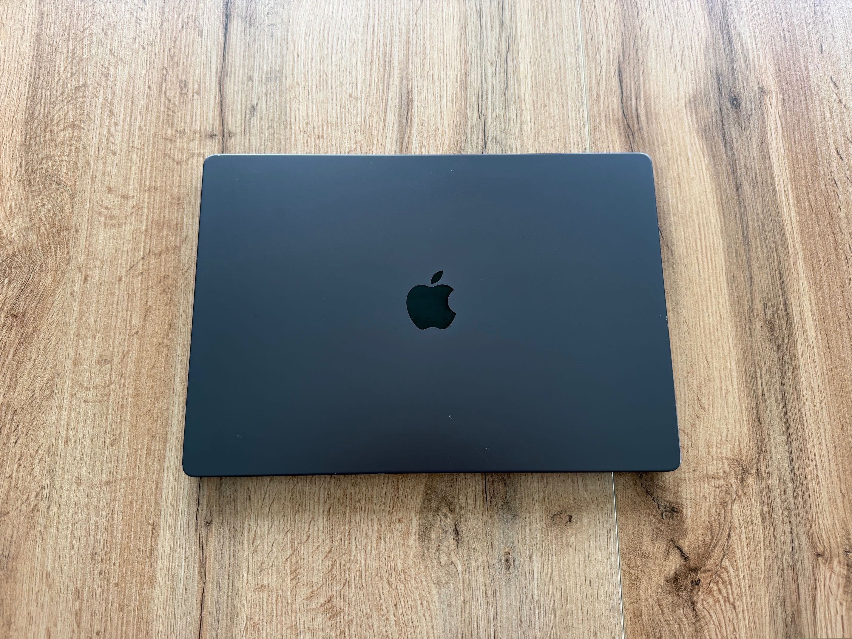 MacBook Pro 16" M3 MAX 16-CPU, 40-GPU, 64GB RAM, 1TB SSD В ГАРАНЦИЯ