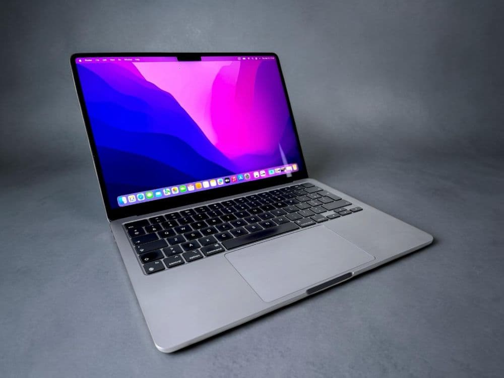 Apple Macbook Air 13 inch M2 1TB 16RAM Gray 90% Батерия! Гаранция!